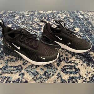 Nike Air Max 270